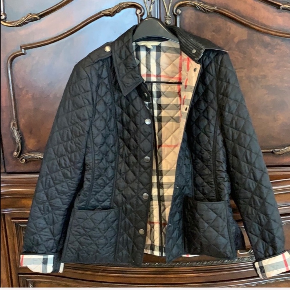 Black Quilted Burberry coat for women size L